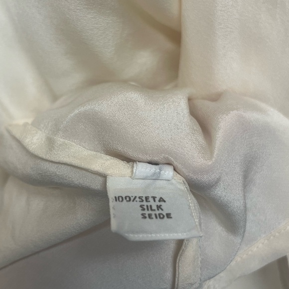 VINTAGE Ladies Silk Blouse by Gianni Versace Italy - Picture 4 of 9